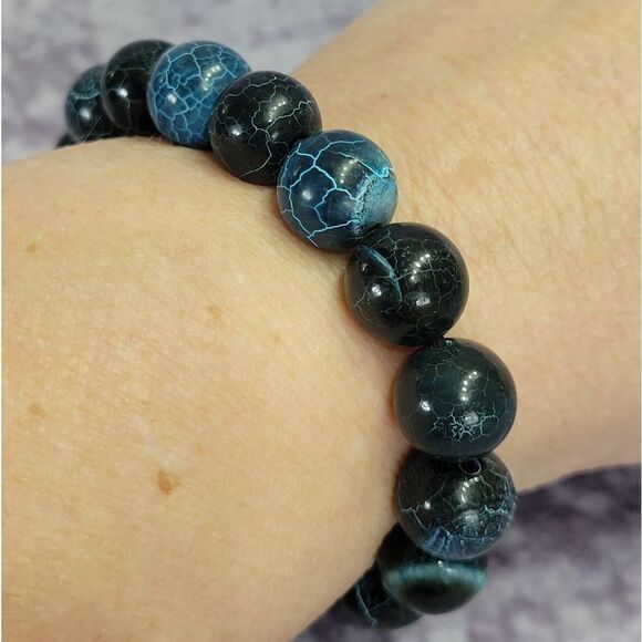 Blue Agate Beaded Bracelet - Picture 9 of 13